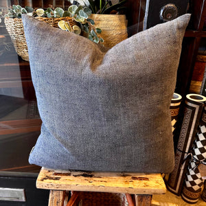 Heavy linen cushion 55x55cm