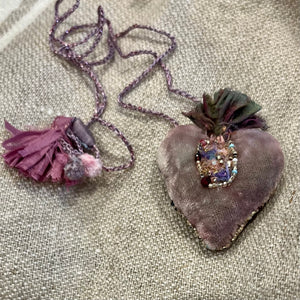 Velvet Heart Necklace Nudes