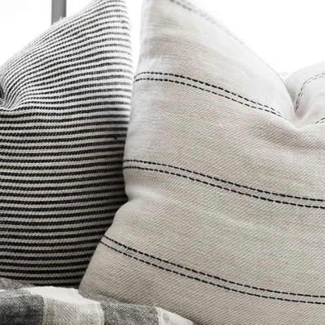 Mira Linen Cushion- Ana